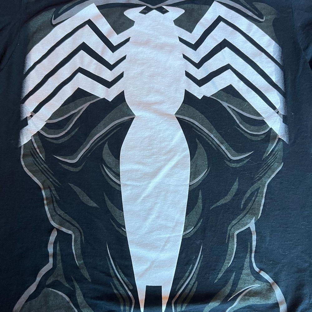 Marvel Venom T Shirt Size L 100% Cotton. 
Chest 40-42in